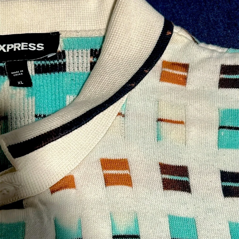 Express Men's Checkered Polo Shirt - Picture 5 of 7